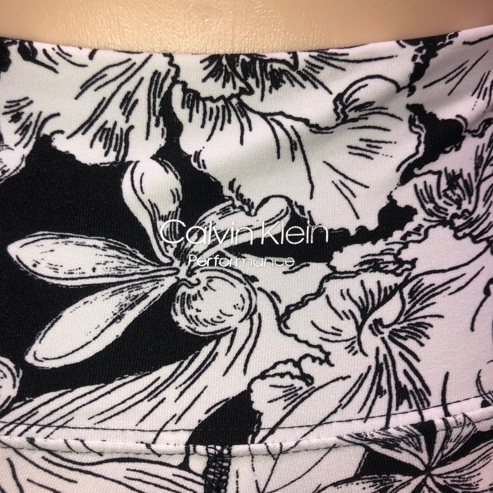 Calvin Klein Floral Print High Waist Legging - Picture 4 of 6